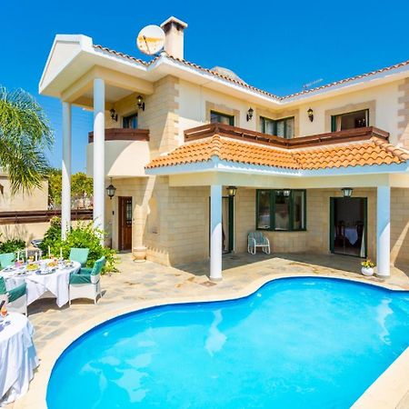Villa Charianna Mavroli Luaran gambar