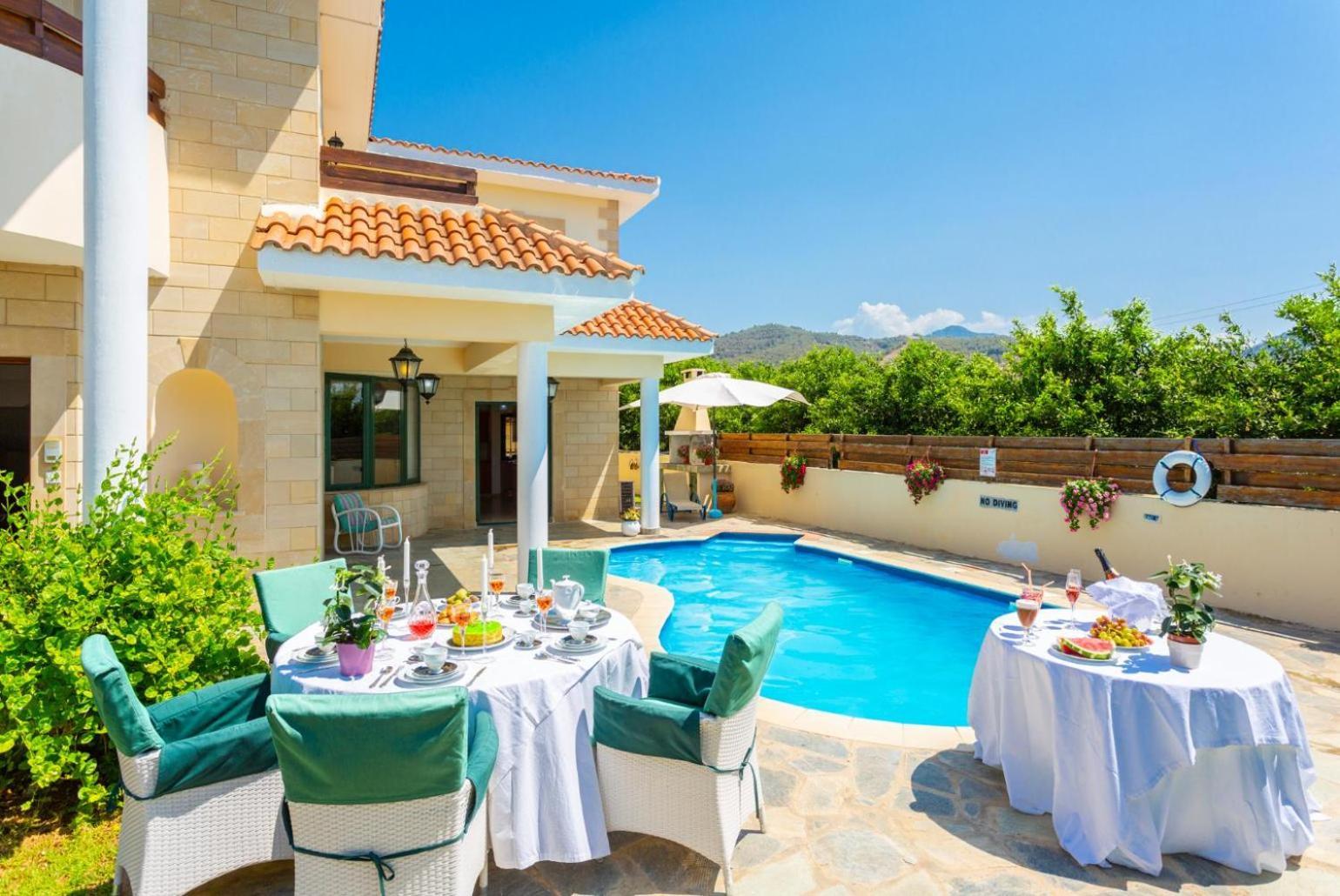 Villa Charianna Mavroli Luaran gambar